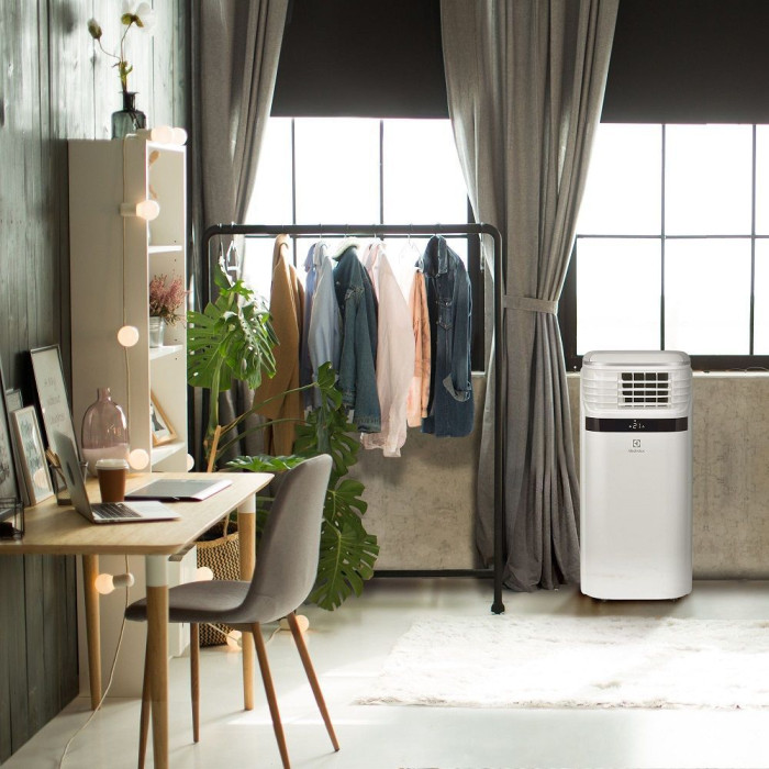 Мобильный кондиционер Electrolux EACM-22 JK/N3